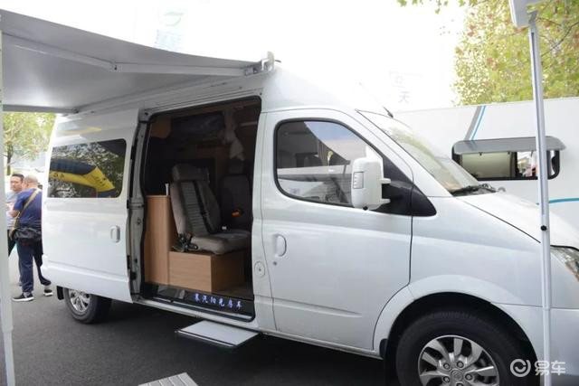 襄汽阳光新款大通V80 B型房车 轻巧实惠 不容错过