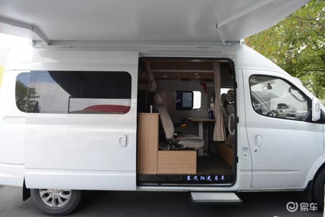襄汽阳光新款大通V80 B型房车 轻巧实惠 不容错过