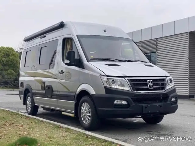 扬州亚星欧睿原厂B型房车，客运底盘，全承载车身，对标奔驰凌特