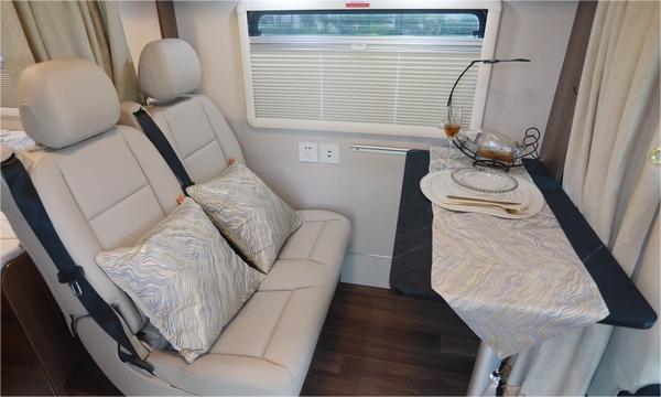 法美瑞福牛1号-福特T型房车