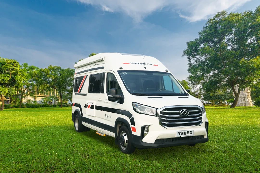 便利升级、超值之选——宇通B311纵置床布局房车