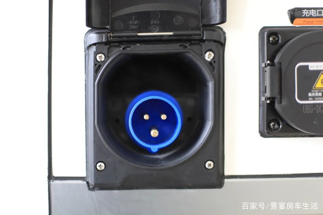 房车“战役”，疫情出行多一份放心