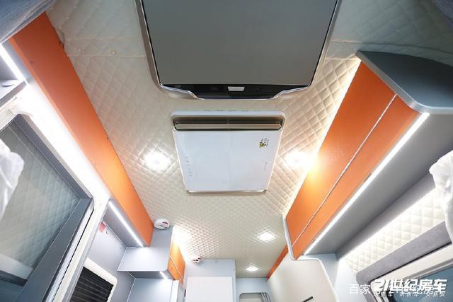 会“变色”的涂装?时尚新潮!拓锐斯特依维柯欧胜B型房车 会“变色”的涂装?时尚新潮!拓锐斯特依维柯欧胜B型房车