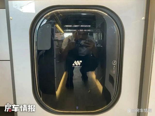 女主人喜欢的房车长啥样？带独立厨房能施展厨艺，超大空间真舒坦