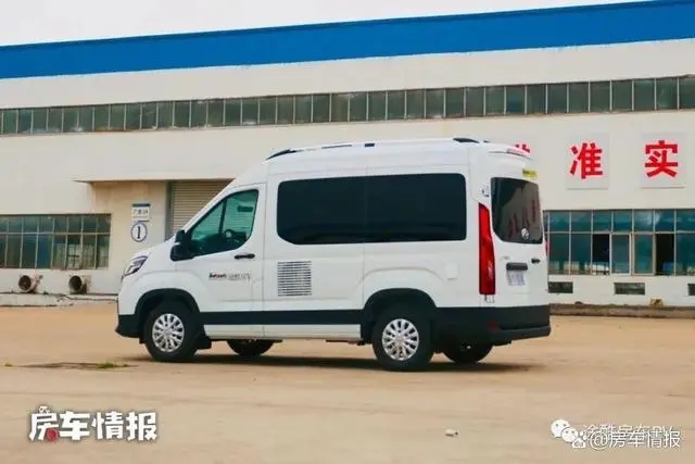 23.8万的大通房车，2.0T动力可日常代步，带专利设计小两口用正好