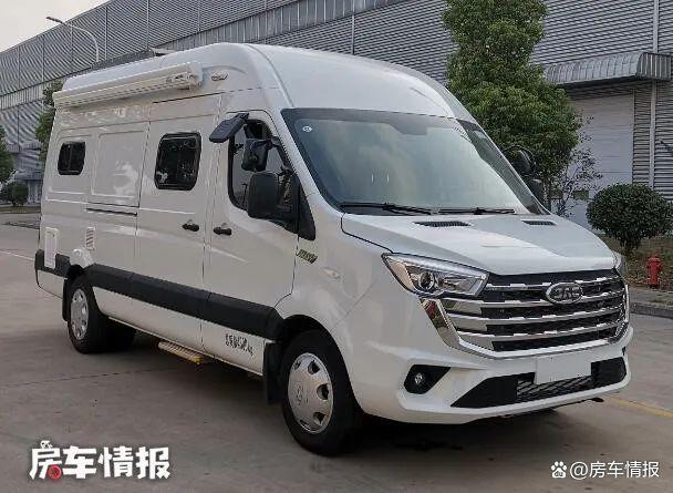 工信部新车公示！江淮主机厂入局房车，解放插混新能源轻卡来袭
