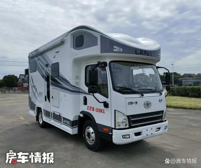 工信部新车公示！江淮主机厂入局房车，解放插混新能源轻卡来袭