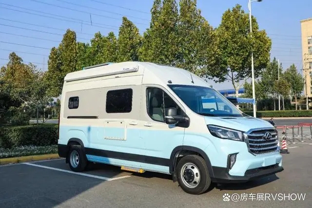 升级48V电路，拒绝电量焦虑，宇通B311豪享版房车全新发布！