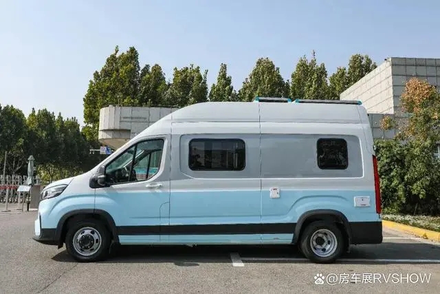 升级48V电路，拒绝电量焦虑，宇通B311豪享版房车全新发布！