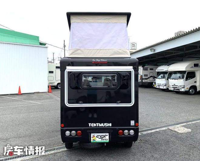 长度仅3.3米的微型房车，内部厨房卧室齐全，号称周末露营神器！